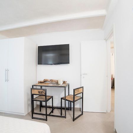 330 Holiday Apartments マナローラ エクステリア 写真