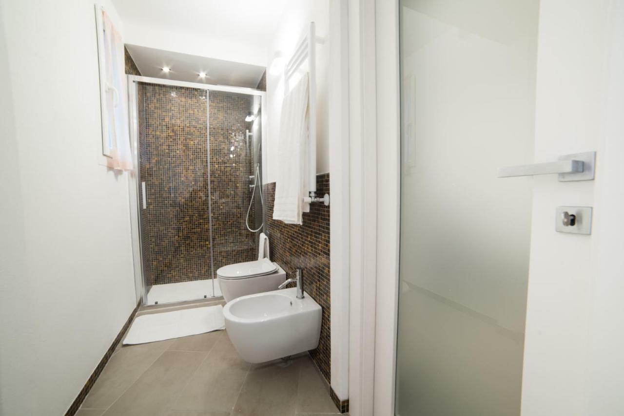 330 Holiday Apartments マナローラ エクステリア 写真