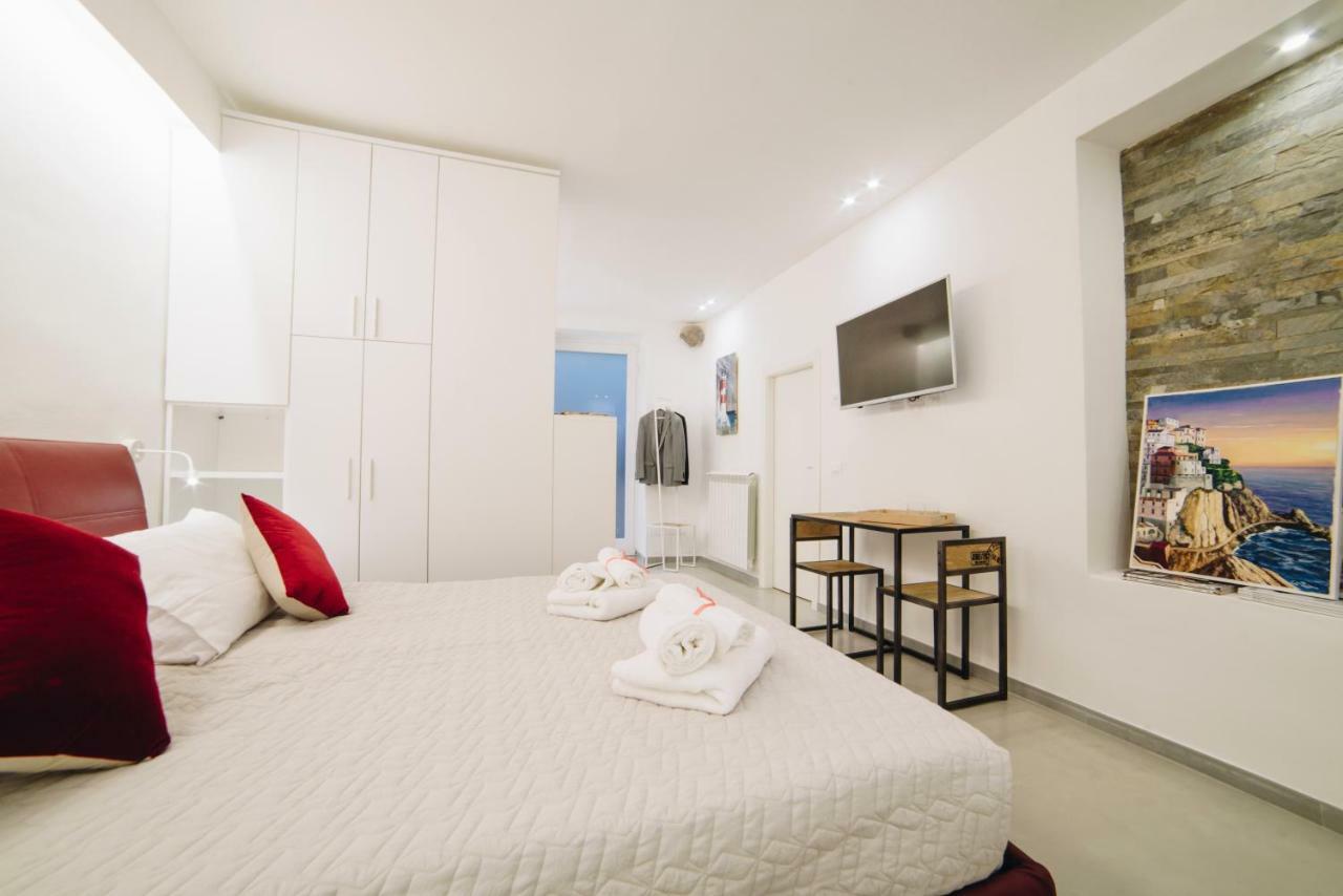 330 Holiday Apartments マナローラ エクステリア 写真